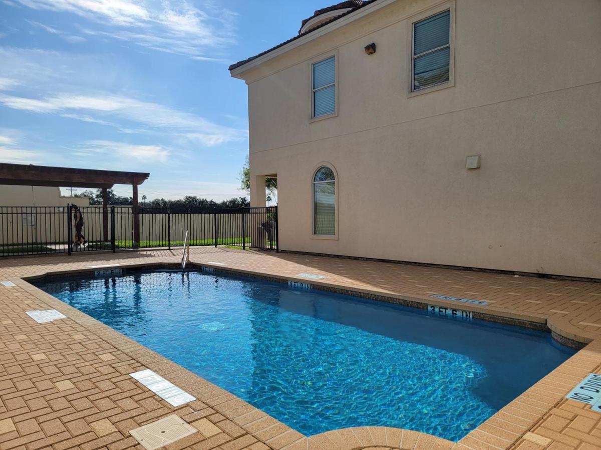 Modern, Private, Smart 4 Bedroom Condo In Desirable Location In Mcallen With Pool! Exterior foto