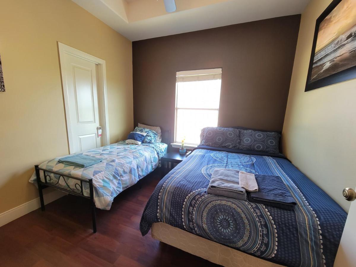 Modern, Private, Smart 4 Bedroom Condo In Desirable Location In Mcallen With Pool! Exterior foto