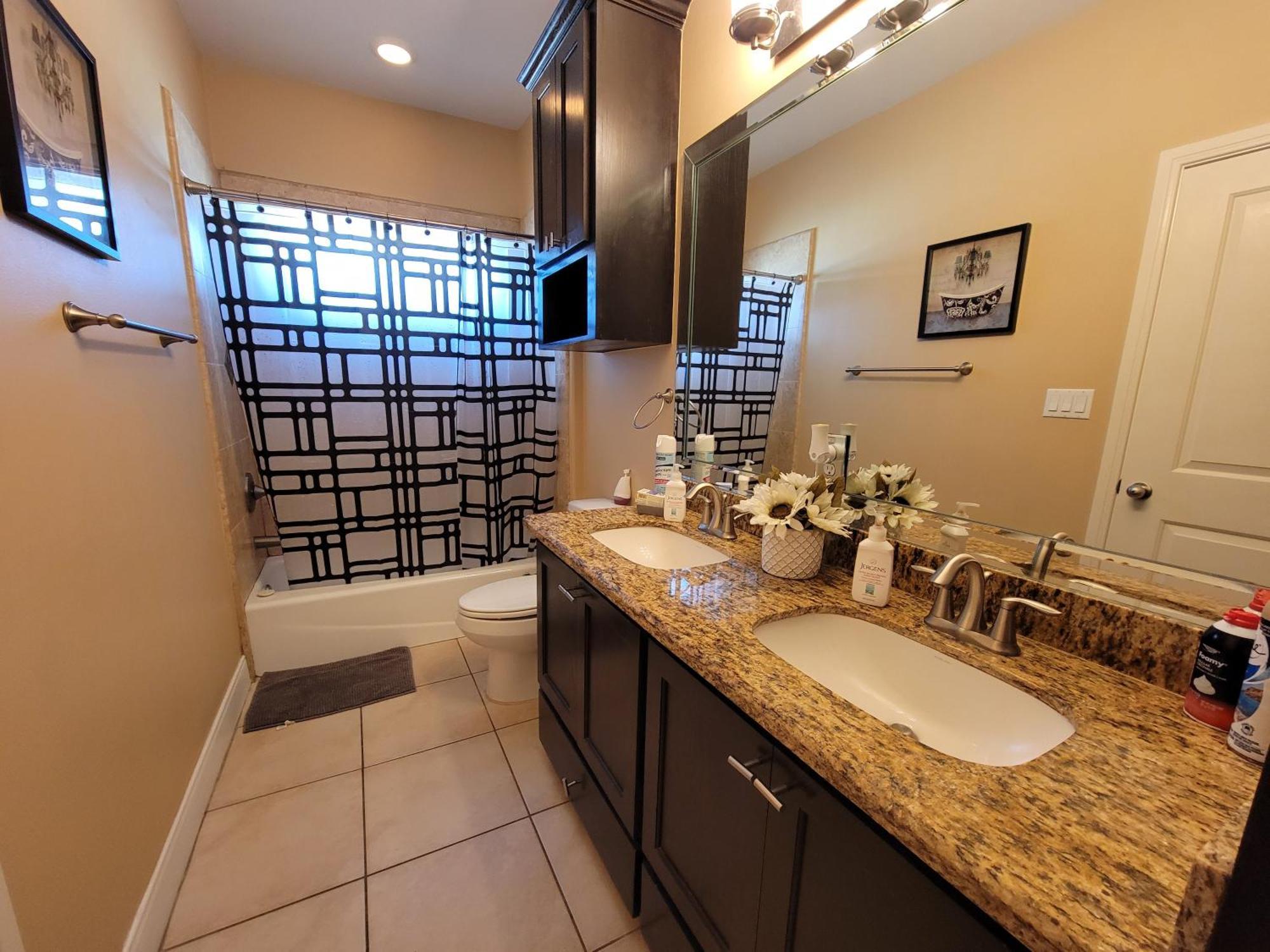 Modern, Private, Smart 4 Bedroom Condo In Desirable Location In Mcallen With Pool! Exterior foto